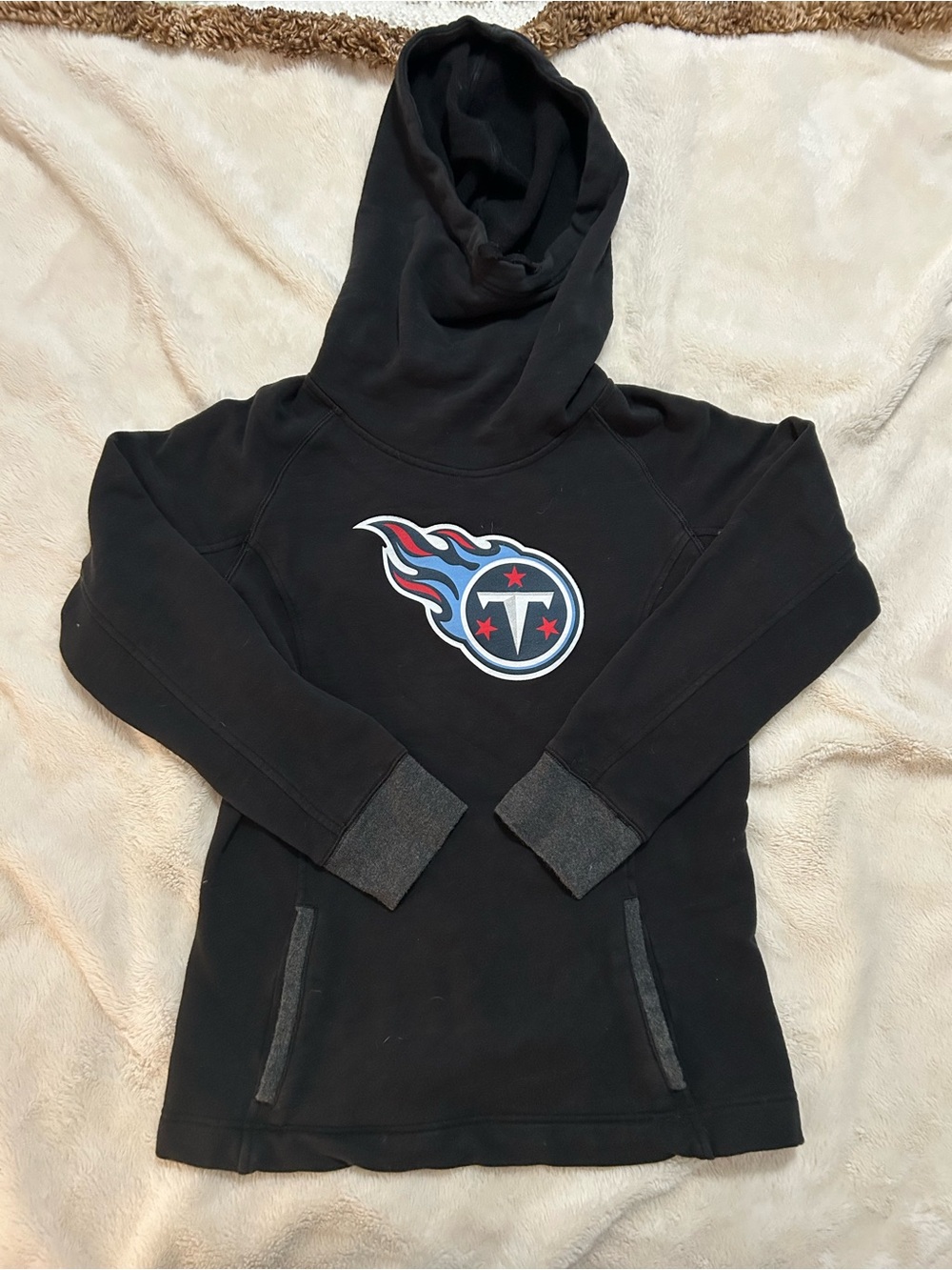 Tennessee Titans Women’s  Hoodie with Cowl Neck SZ Medium
